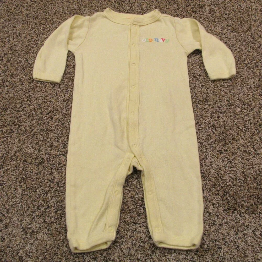 Old Navy Snap Up Footless Sleeper Infant Unisex‎ Size 3-6M Yellow Long Sleeve